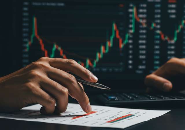 Investing in Indian Healthcare: Pharma & Biotech Stocks